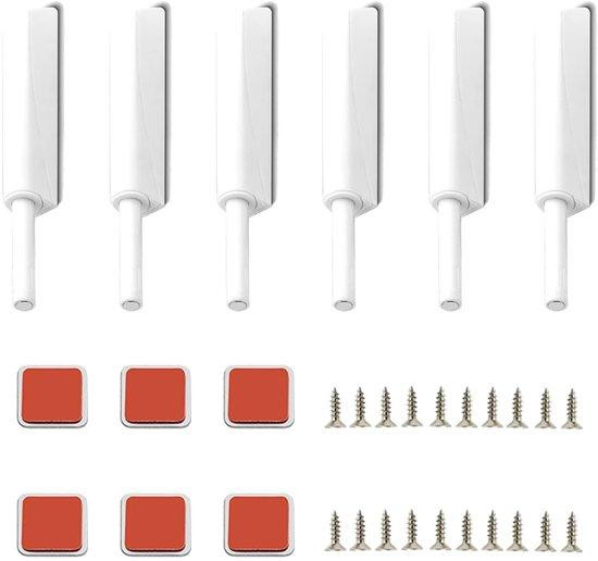 Set van 1 witte push to open deuropener van plastic