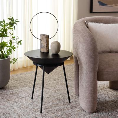 "SAFAVIEH Apuline 15.8-Inch Metal Side Table, Black, Modern - 16"" W x 16"" D x 18"" H"