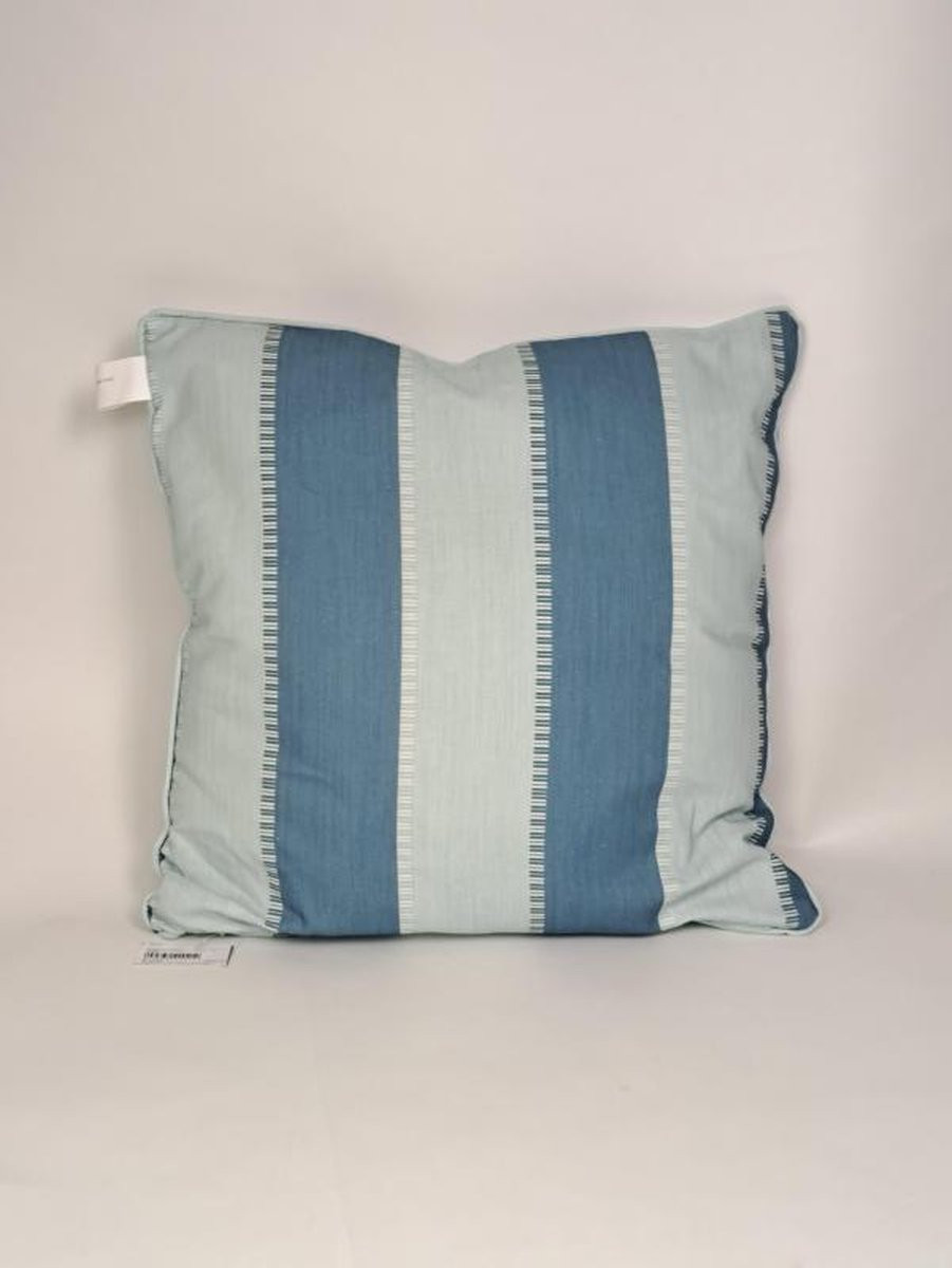 Madison sierkussen Banda Blue 50 x 50 cm