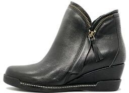 Women's Dana Bootie by Hälsa in Black (Size 8 M)