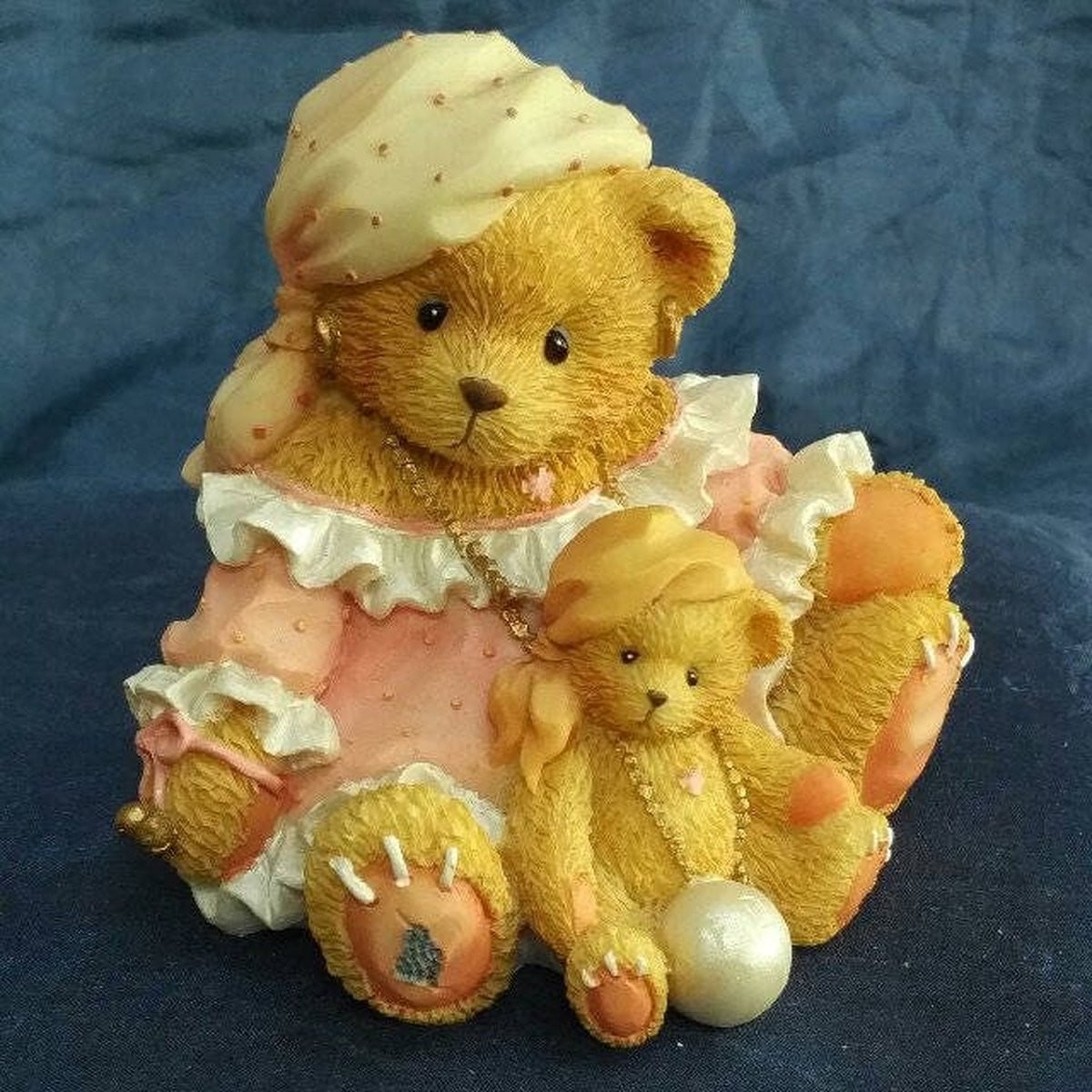 Cherished Teddies beeldje Carrie voor volwassenen
