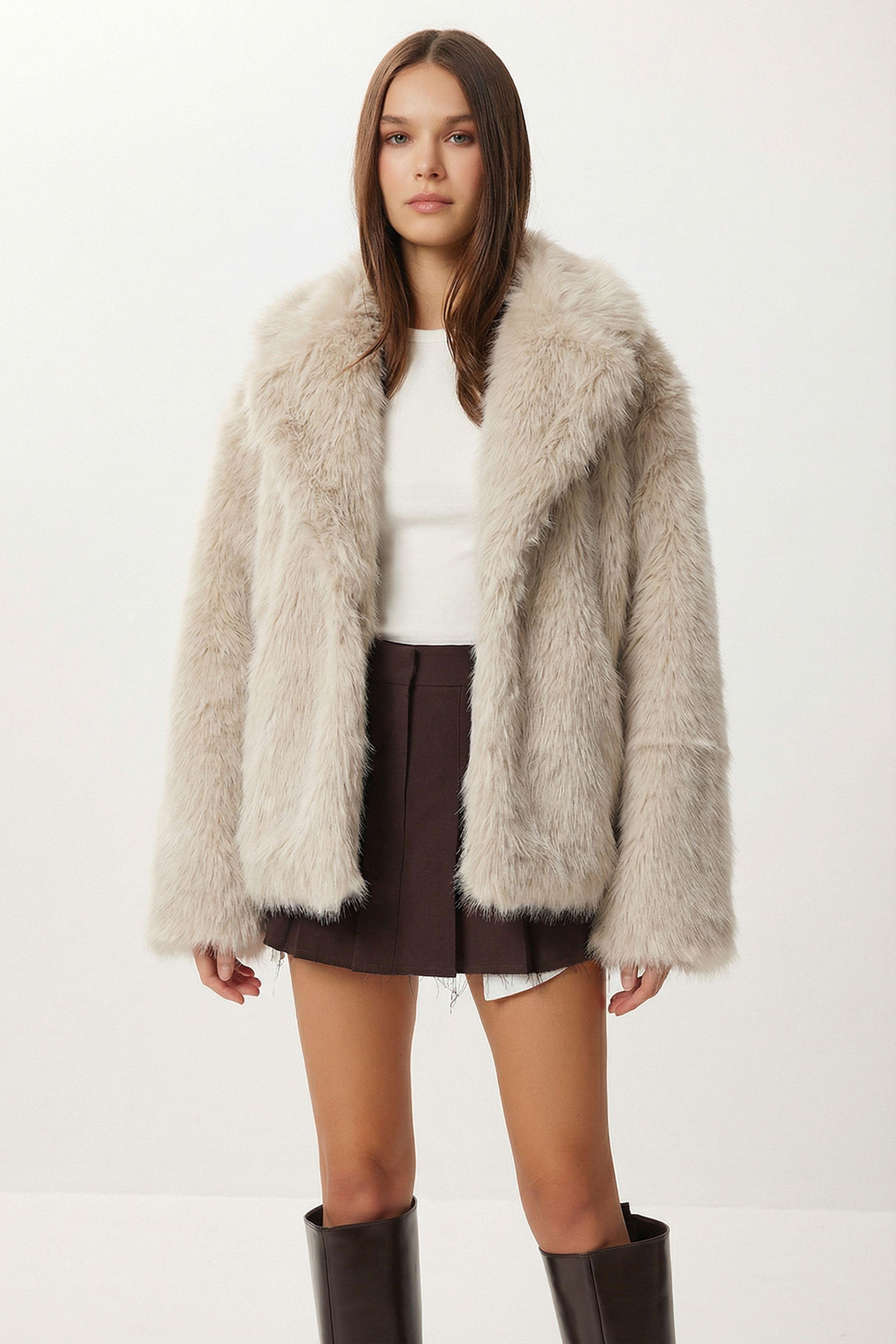 Faux-Fur Schal-Kragenjacke