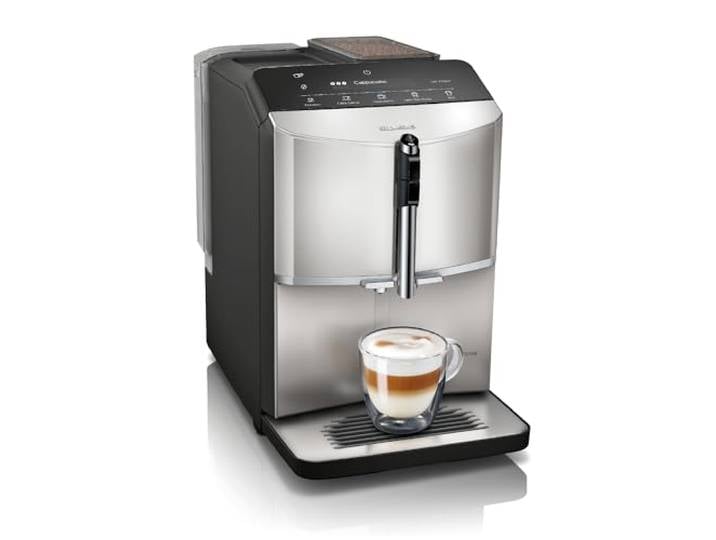Siemens Kaffeevollautomat EQ300, TF303E07, Silber, 5 Kaffee & Milchgetränke Milchaufschäumdüse für Cappuccino, einfache Reinigung der entnehmbare Brüheinheit, Keramikmahlwerk