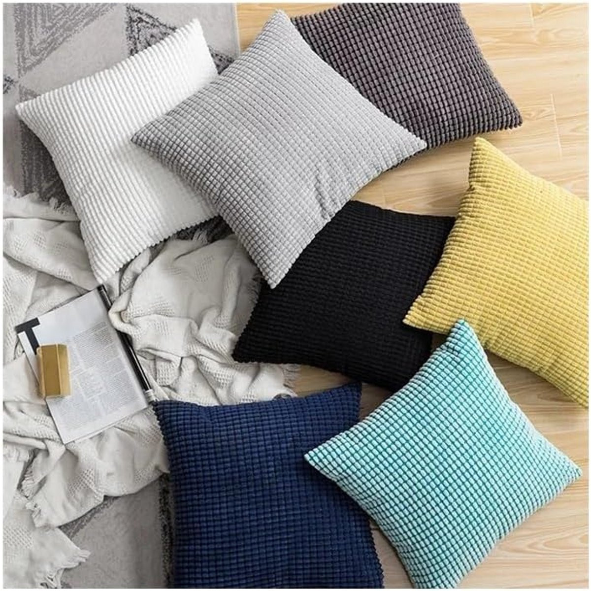 Groene decoratieve kussenhoes van zachte pluche stof, 60 x 60 cm