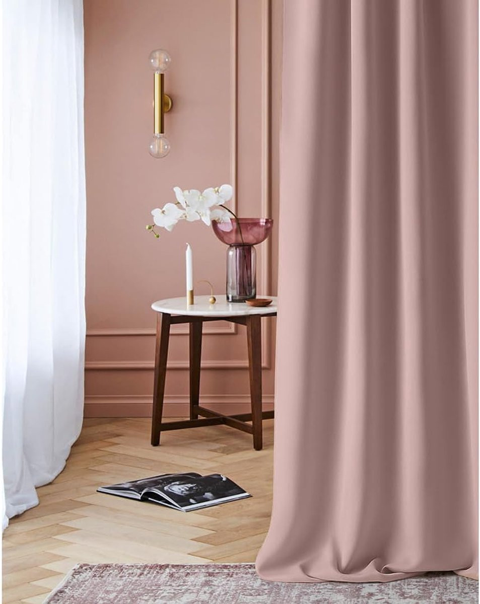 ROOM99 Verduisterend Gordijn met Ingestanste Ringen, Poederroze, 140 x 280 cm