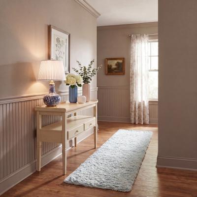 SAFAVIEH Handmade Casablanca Robertine Shag Wool Rug