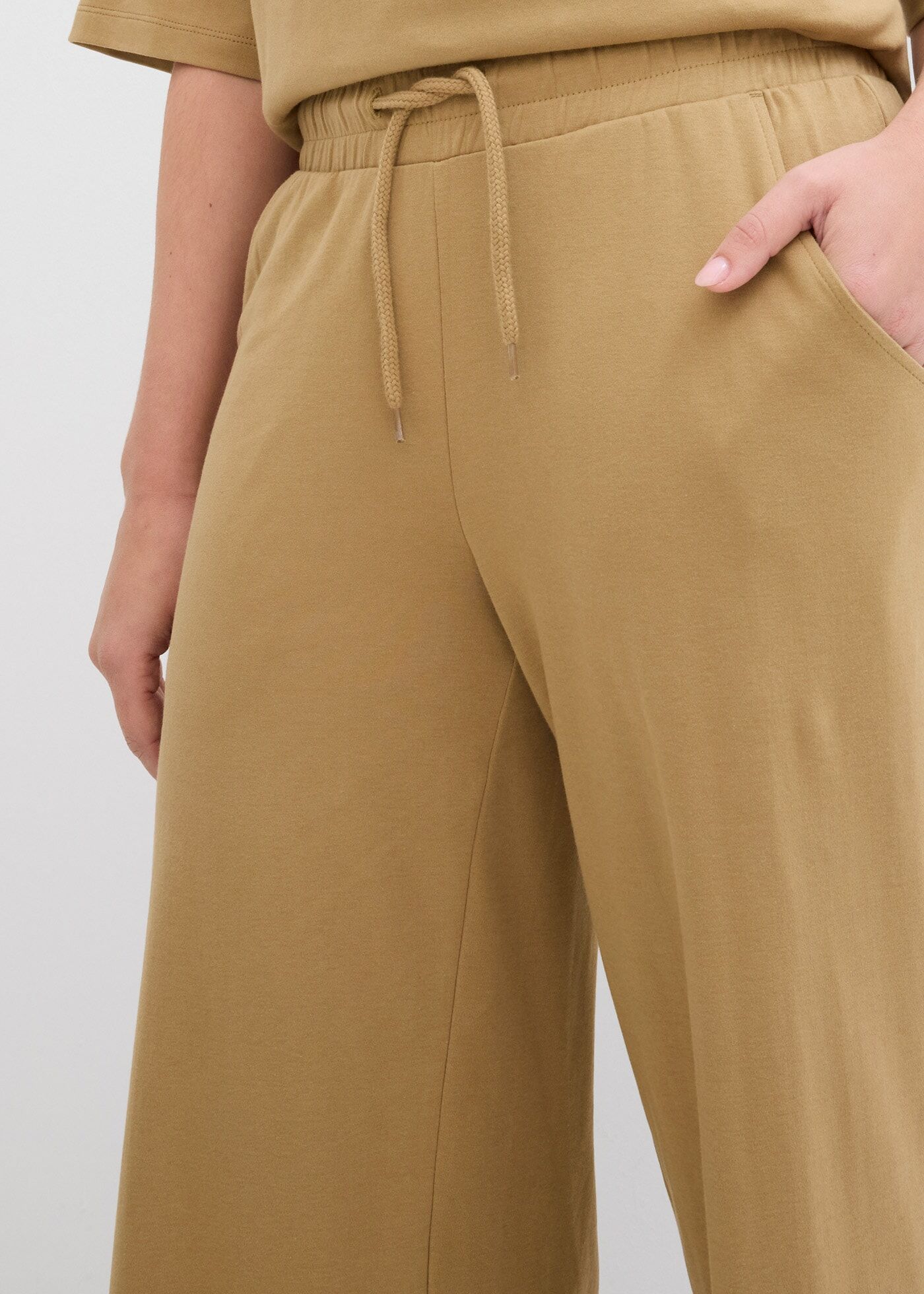 Jerseyhose BONPRIX, Damen, Gr. 52/54 (XXL), N-Gr, beige (khakibraun), Jersey, Obermaterial: 100% Baumwolle, loose fit, Hosen Jerseyhose, aus Baumwolle, lockere Passform, weites Bein, Casual Stil