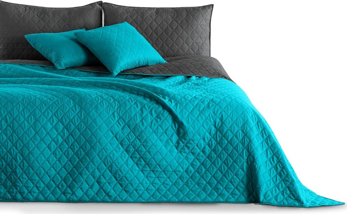 Dubbelzijdige onderhoudsvriendelijke bedsprei met geometrisch stiksel