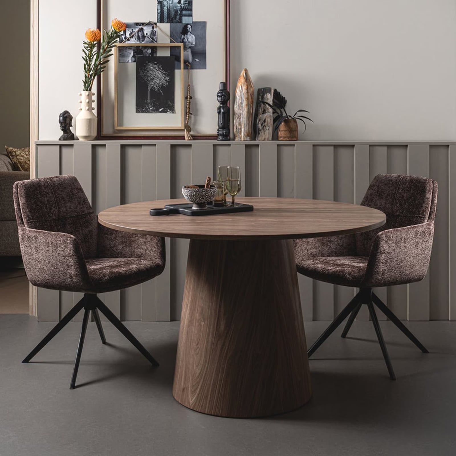 WOOOD Ronde Eettafel Maan Walnoot Breedte: 120 cm, Hoogte: 75 cm