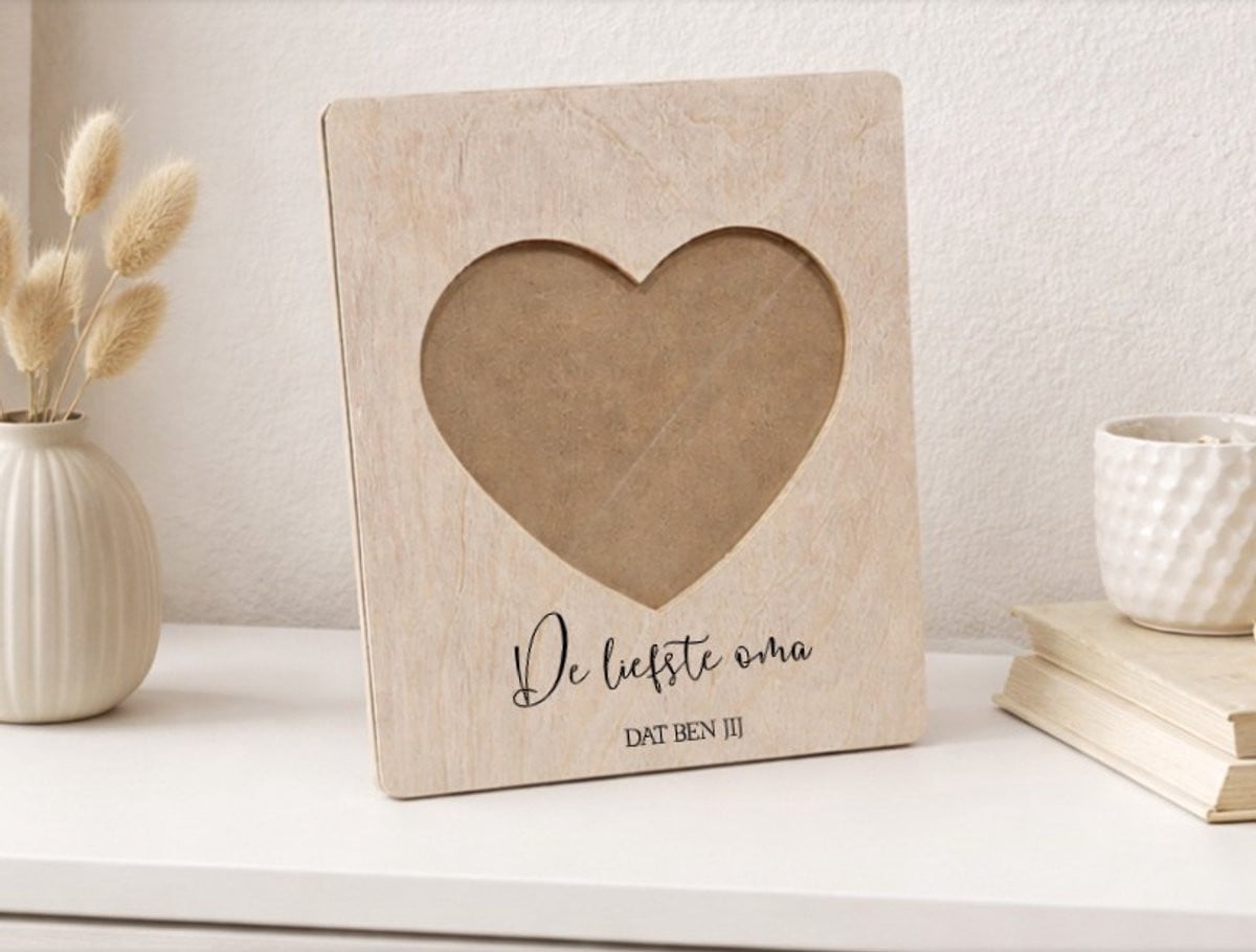 Houten fotolijst met hart Liefste Oma – Persoonlijk cadeau voor moederdag