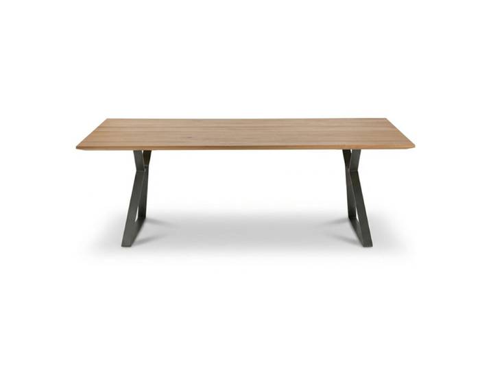 Musterring T 4010 Esstisch aus Charakter-Eiche mit Facette - ver