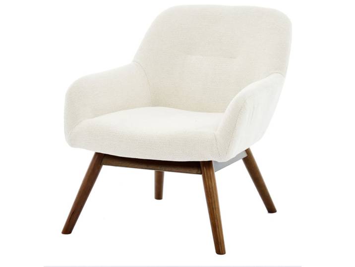 Fauteuil en bois patiné noyer et tissu trendy beige