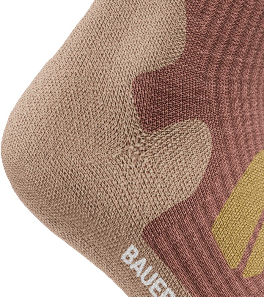 Sportsocken BAUERFEIND "OUTDOOR MERINO COMPRESSION SOCKS", Damen, Gr. 39-42, coral, l, Obermaterial: 54% Polyamid, 37% Wolle, 9% Elasthan, Socken Sportsocken, mit Kompressionszonen coral, l 39-42