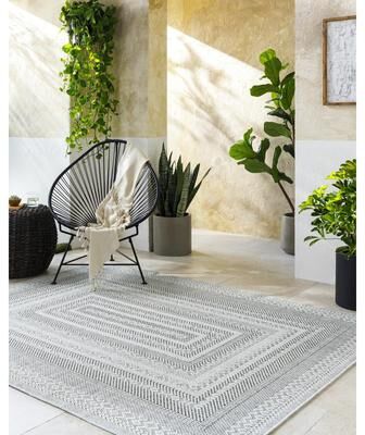 Livabliss Pismo Beach Cottage Border Outdoor Area Rug