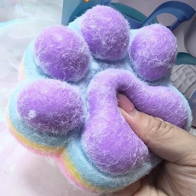 DynamicDeals Gradient Cat Paw Squishy Stress Relief Toy For Kids & Adults Gradient Cat Paw Squishy Stress Relief Toy For Kids & Adults