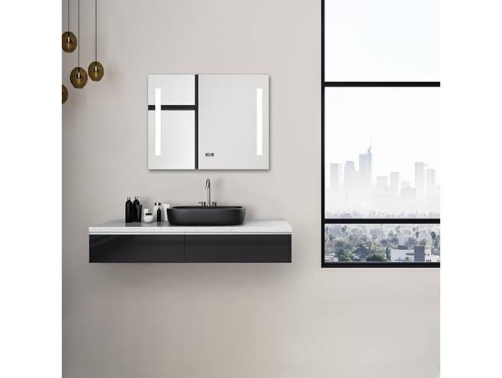 Talos Star LED Badspiegel 80x60 cm mit Beleuchtung – Wandspiegel mit neutralweißem LED-Lichtausschnitt – Lichtspiegel mit Digitaluhr und Kippschalter – Beleuchteter Badezimmerspiegel für Bad