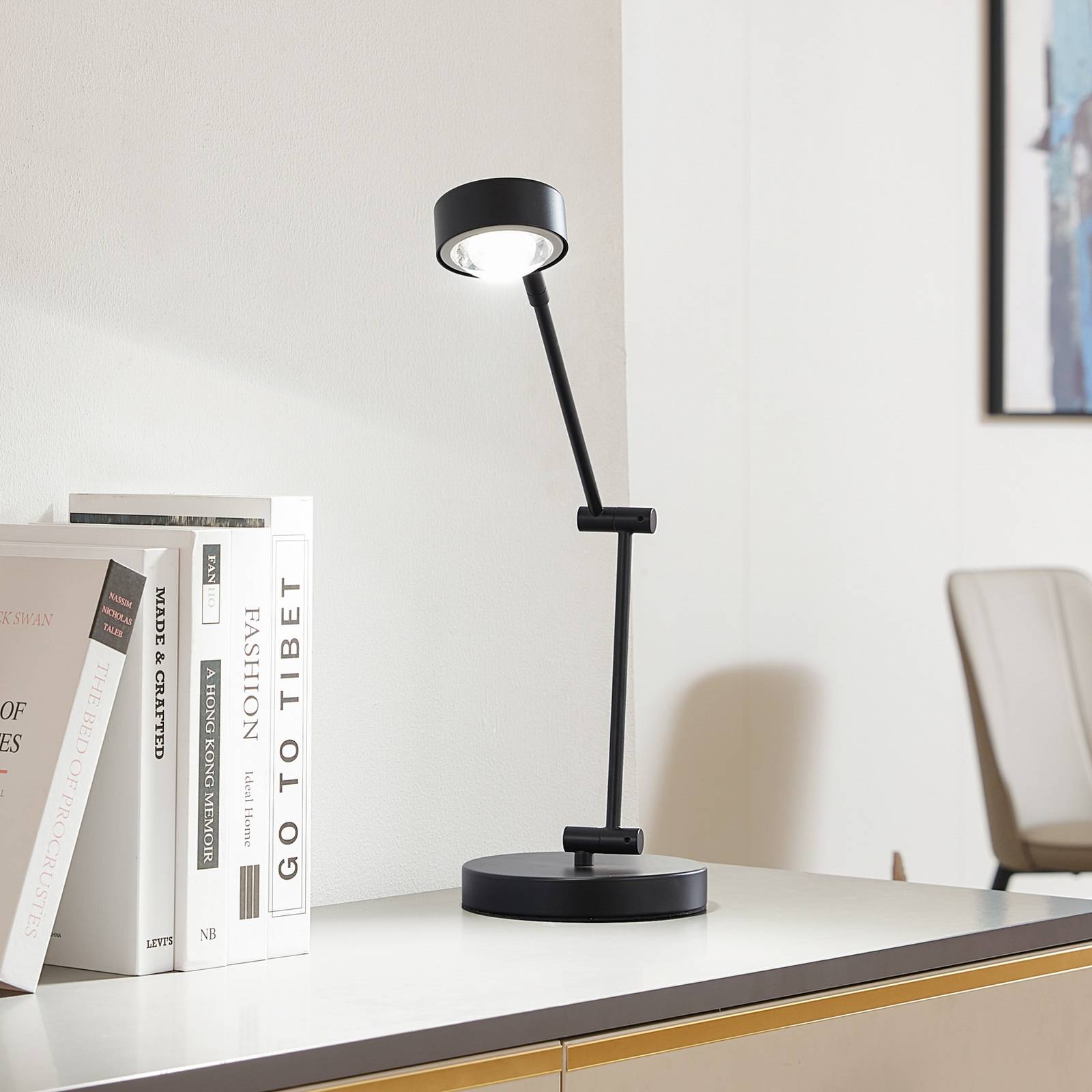 Schreibtischlampe Jyla Lindby, schwarz, für Wohn- / Esszimmer, Metall, Modern, Tischlampe