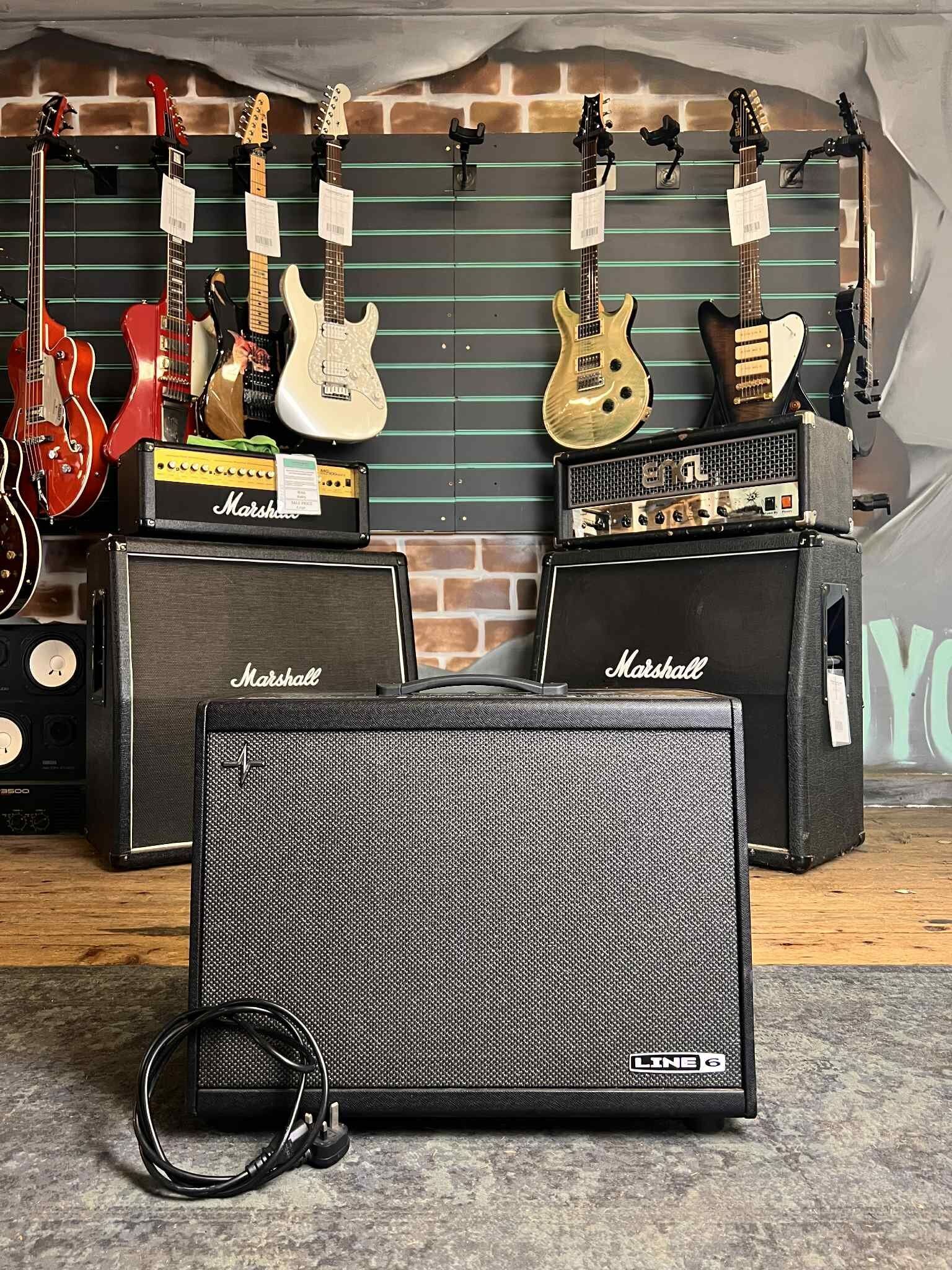 Line 6 Powercab 112 Plus Active 1x12" Stereo Guitar Speaker System   Original - Refurbished