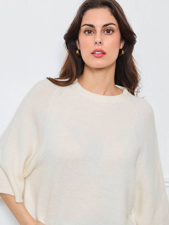 CXL by Christian Lacroix Pullover in Creme - onesize
