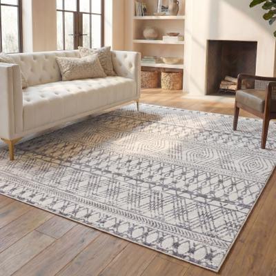 SAFAVIEH Tulum Oleksa Moroccan Boho Rug