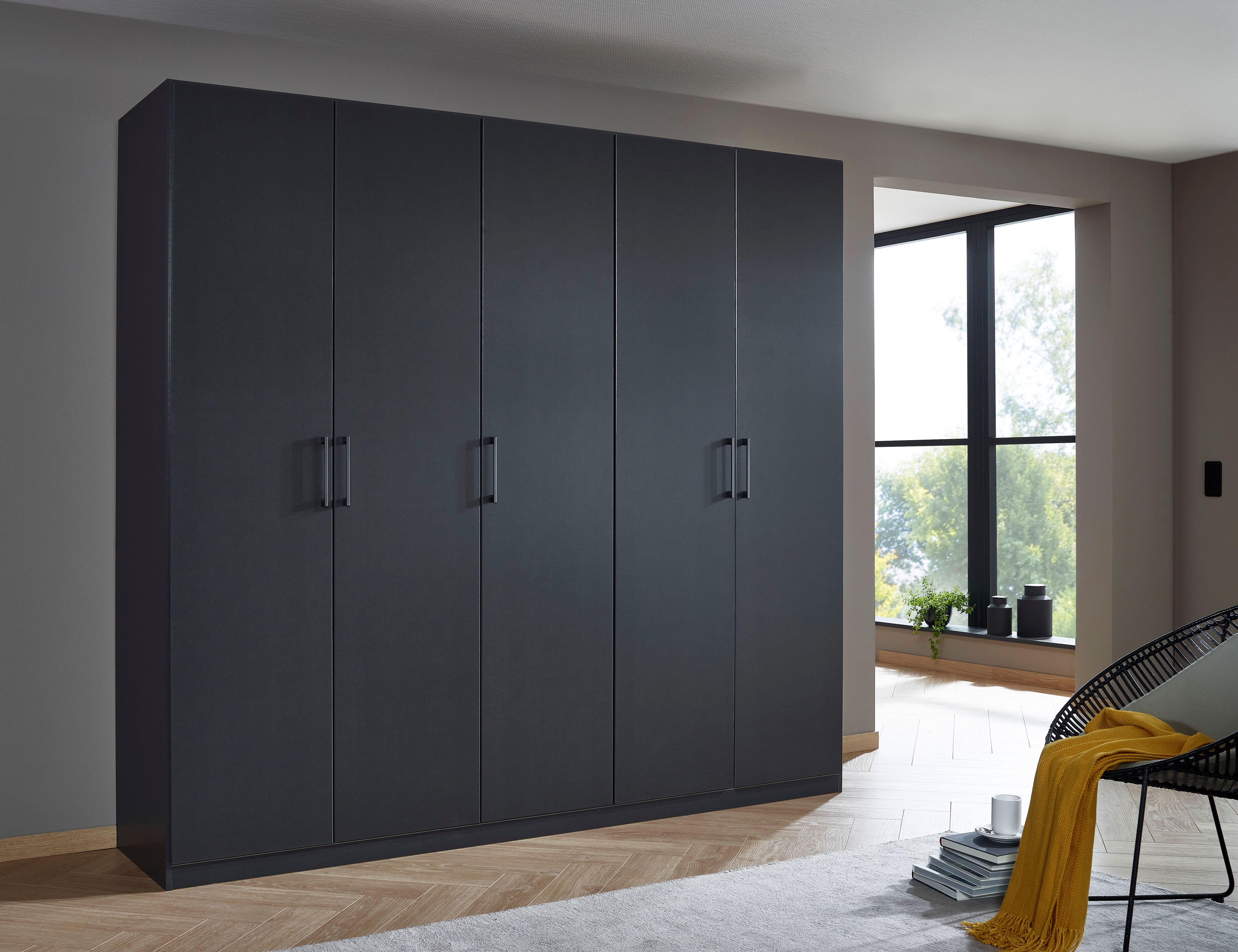 Kleiderschrank RAUCH "Schrank Mehrzweckschrank Garderobenschrank Schlafzimmer Möbel THOR", graumetallic, B:226cm H:229cm T:54cm, Holzwerkstoff, Schränke, Kleiderschrank, mit farblich passenden, modernen Metallgriffen MADE IN GERMANY