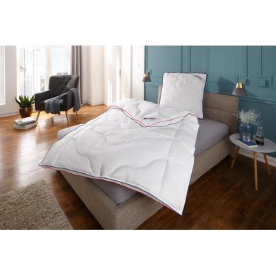 4-Jahreszeitenbett BESPORTS "BeSports Premium - Für kalt & warm - Hohenstein getestet ", weiß, B:155cm L:220cm, Bezug: 100% Polyester. Füllung: 100% Polyester. Füllung 2: 100% Polyester, Bettdecken, Hohenstein Klimakomfort "sehr gut" getestet*