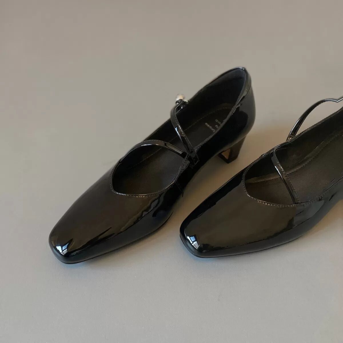 INF Elegante Mary Jane Schuhe aus Leder mit eckiger Spitze – Bequem & Schick Schwarz 36