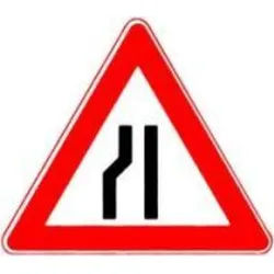 Magni, Sicherheitskennzeichnung, VKZ.121-20 Dreieck 900mm verengte Fahrbahn links RAL-Gütezeichen Folie RA2