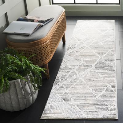 SAFAVIEH Hanna Sabaha Contemporary Rug