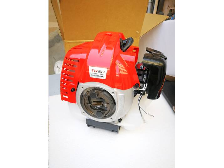 TB50 2T débroussailleuse coupe gazon tondeuse moteur 52CC 43CC moteur