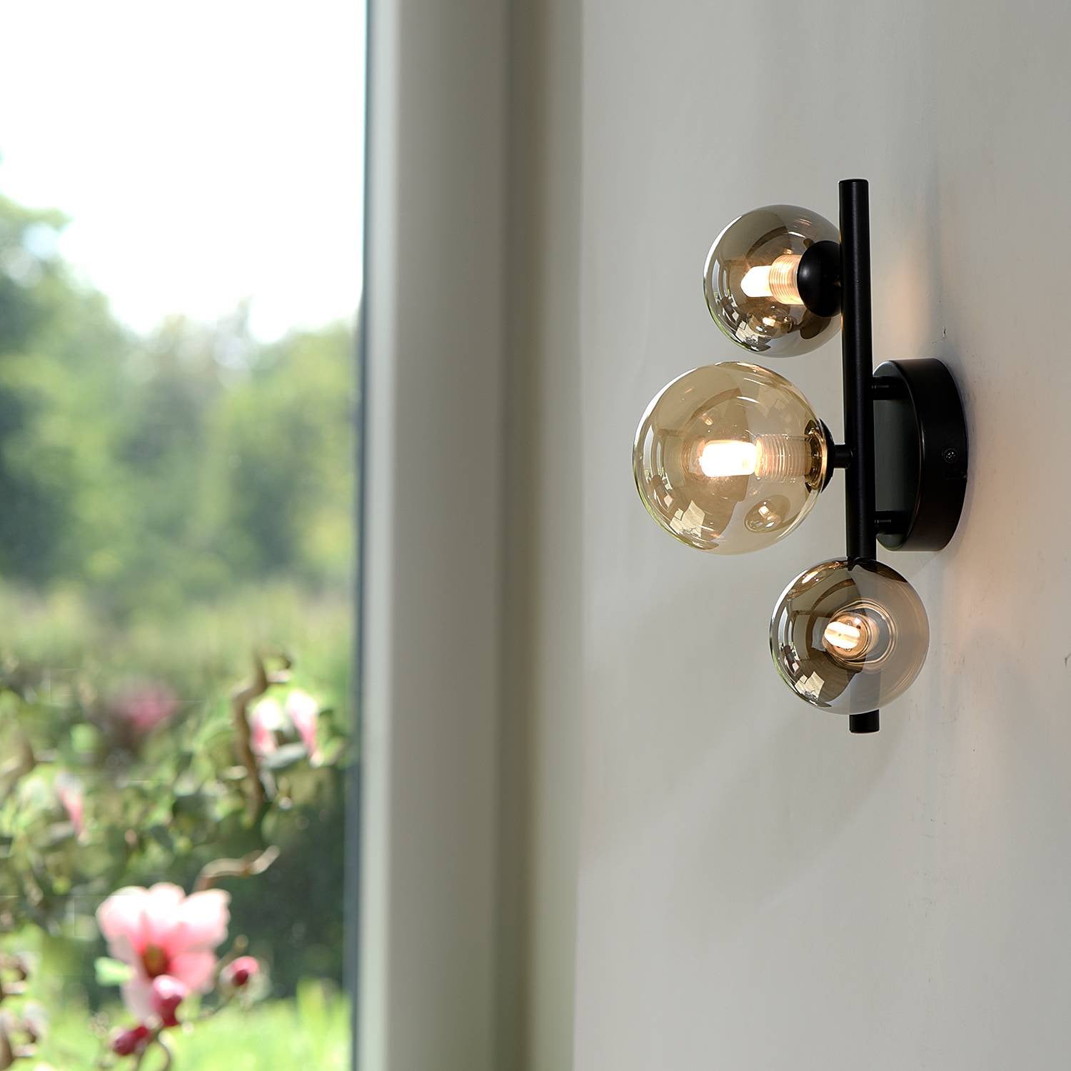 Paul Neuhaus Popsicle 3-lichts wandlamp zwart metaal en glas
