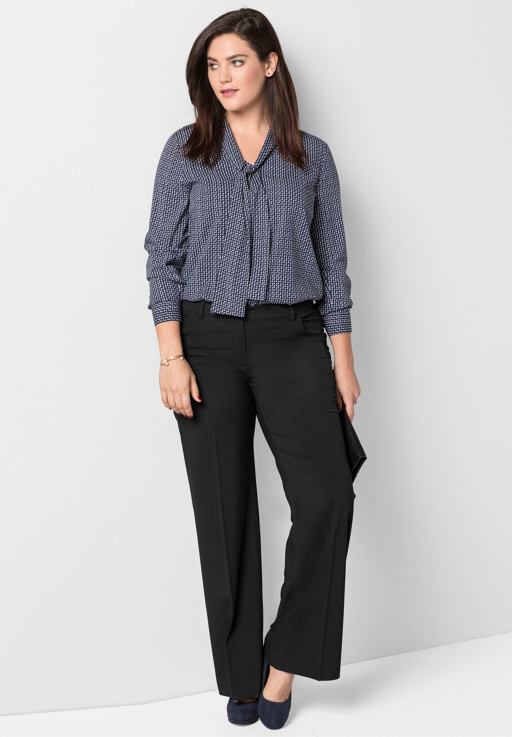 Bügelfaltenhose SHEEGO "Stretch-Hose Stretch-Hose in weiter Form, mit Bügelfalte", Damen, Gr. 54, schwarz, Web, Stoff, , Modisch, Hosen Bügelfaltenhose, mit Bügelfalte