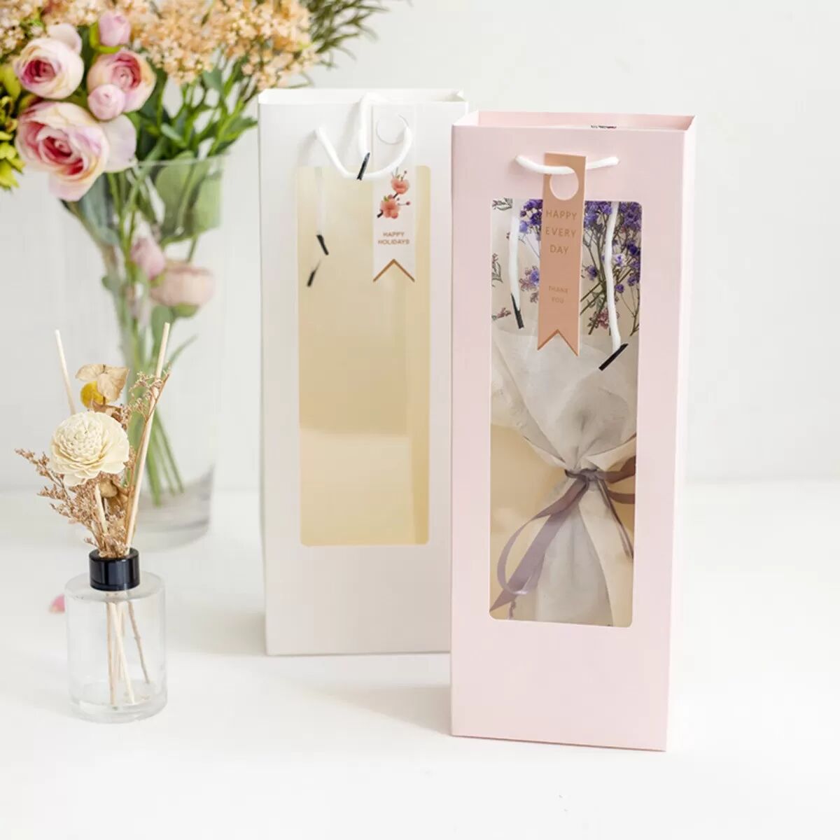 INF 10 Sacs Cadeaux Carrés 26x26x26 cm - Fenêtre Transparente & Design Portable