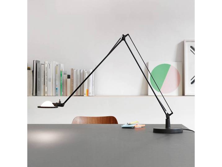 Luceplan Schreibtischlampe Berenice, schwarz, für Wohn- / Esszimmer, Aluminium, Design, Tischlampe