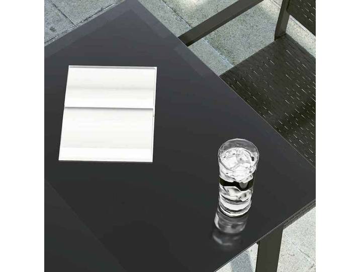 Table à dîner de jardin - WIENS - 140x70x74 cm - Noir - Acier et verre - Facile à nettoyer - Robuste et stable