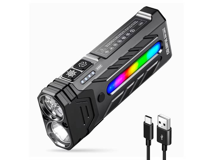 Lampe de poche LED portable innovante et puissante de 5200 lumens avec torche magnétique, parfaite pour la randonnée, le camping et les aventures