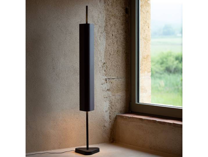 Emi Stehleuchte Deep Red - Flos - Wohnzimmer - Design - Aluminium - Gebündelt