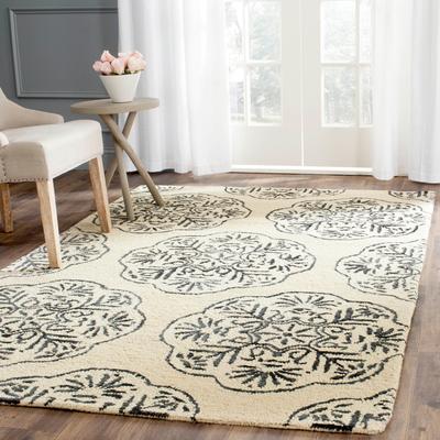 SAFAVIEH Handmade Bella Dinah Modern Floral Wool Rug
