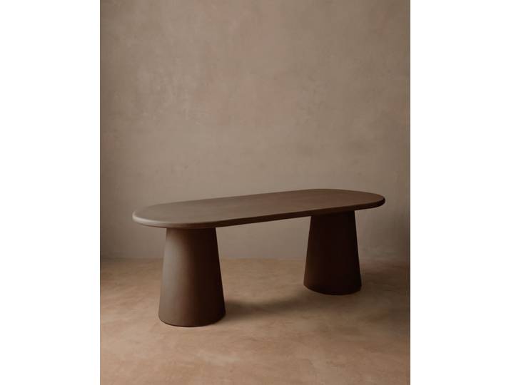 Table de salle à manger ovale en microciment brun 160x75cm