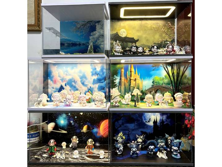 Vitrine en acrylique transparent avec lumières LED carrées et porte, vitrine de figurines d'action, boîte ennemi, jouets, 5 scènes