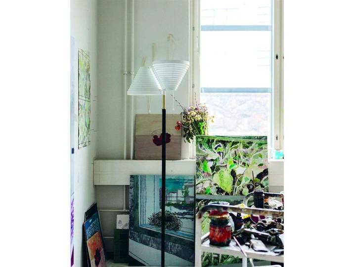 A810 Lampadaire Brass - Artek - Salon / séjour - Métal