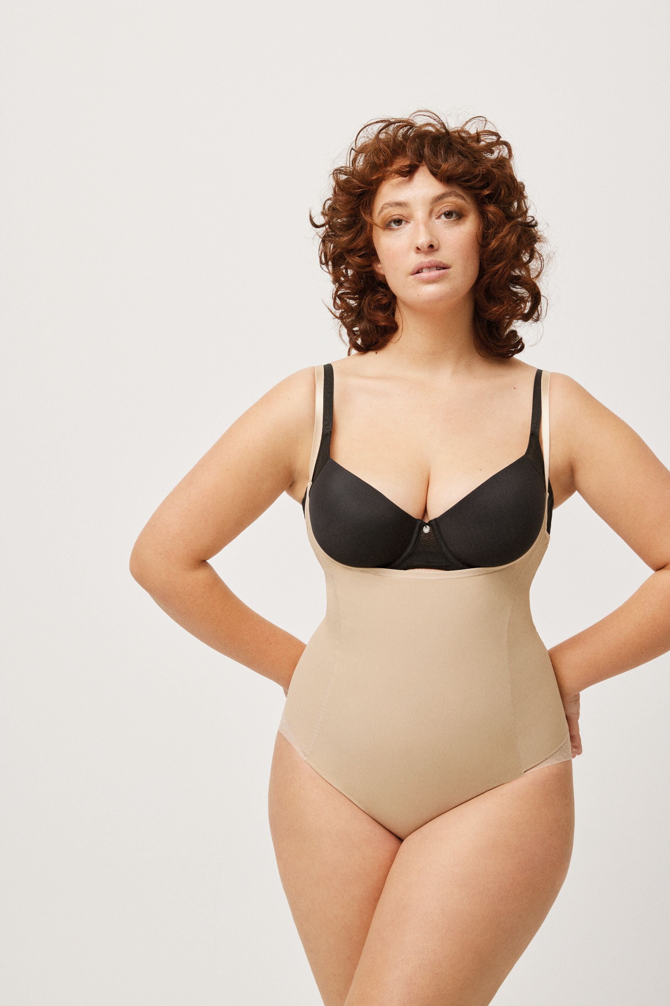 Body YSABEL MORA, Damen, Gr. XL, N-Gr, beige, Obermaterial: 73% Polyamid, 27% Elasthan, figurbetont, Bodys Body, Spitze, mittlerer Shape-Effekt, elastisch, weich, bequem beige XL, N-Gr