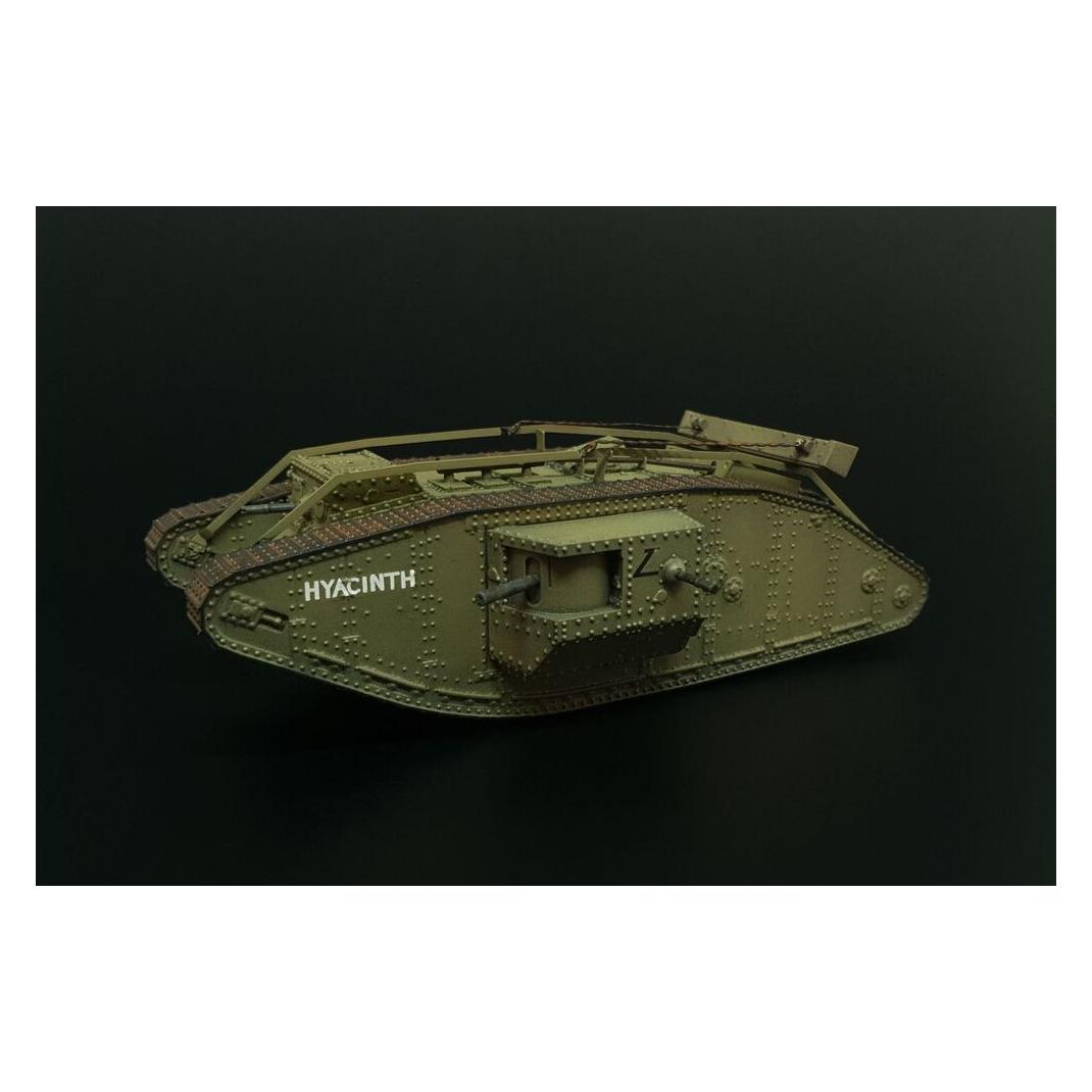 Hauler Mark IV Male (HLR87211)