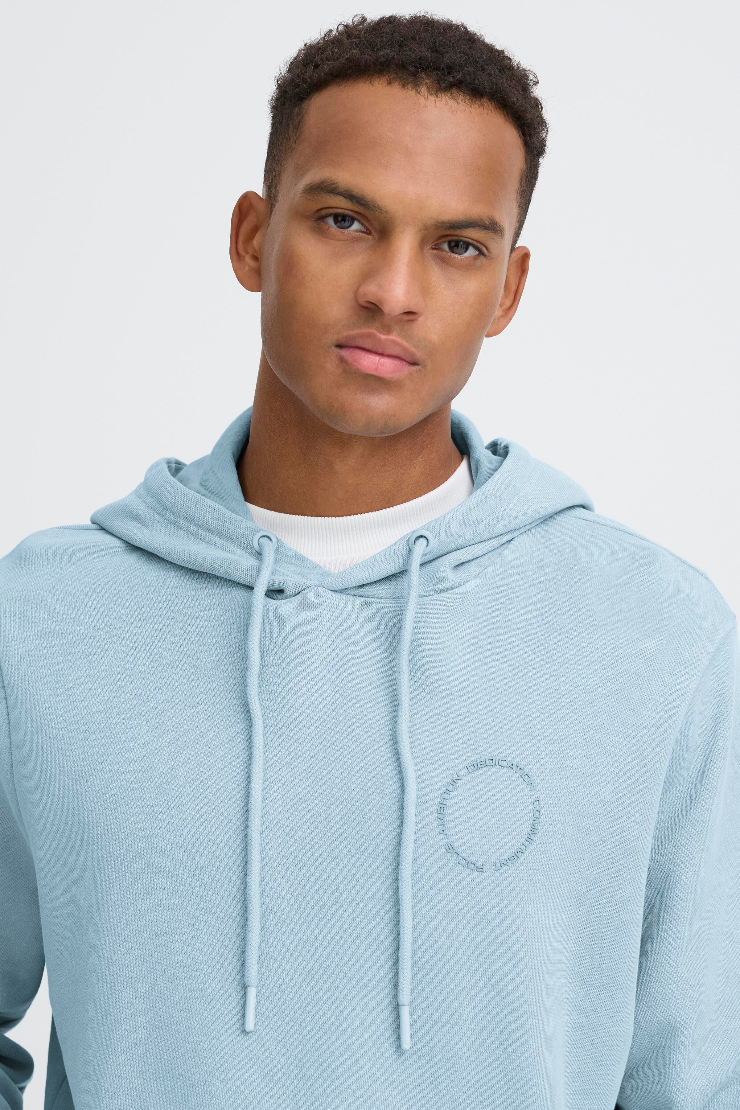 Kapuzensweatshirt BLEND "BHFACTOR HOOD SWEATSHIRT", Herren, Gr. S, faded denim, Sweatware, Obermaterial: 100% Baumwolle, unifarben, regular fit normal, ohne Ausschnitt, Rippbündchen, Sweatshirts Kapuzensweatshirt, aus Baumwolle und Sweatware, Regular Fit,