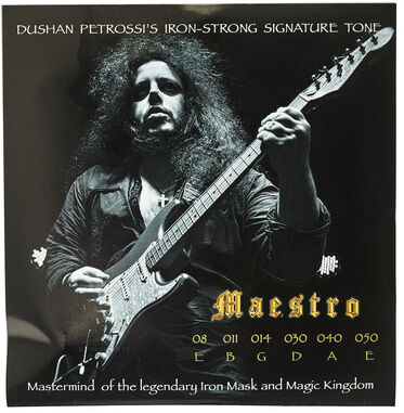 Pyramid Dushan Petrossi Signature 050