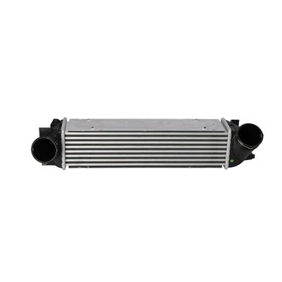 NRF Ladeluftkühler BMW 30947 17517540035 Intercooler