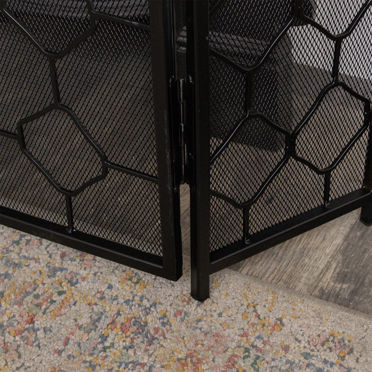 Black Geometric Detailed Metal Fire Screen - 106cm x 62.5cm Metal
