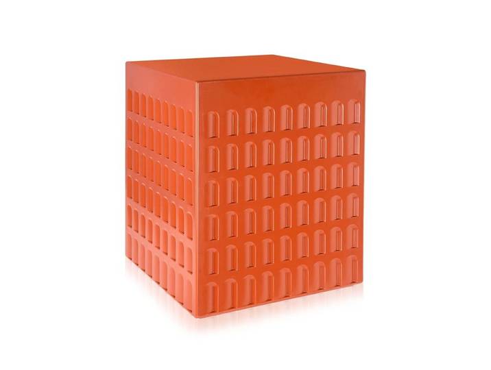 KARTELL tabouret EUR (Rouge terre - techno-polymères termoplastique)