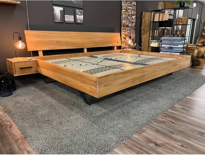 Möbel Specht Massivholzbett Family Steel Kernbuche (XXL-Bett, Familienbett bis zu einer Liegefläche von 400x220cm), stabile Kufen aus Stahl