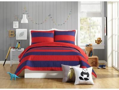 Urban Playground Lavelle Red Quilt Set